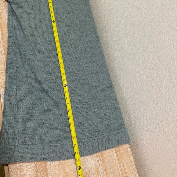 Green Soft and Lined Sweater Dress/Tunic by Anthropologie - Picture 2 of 9